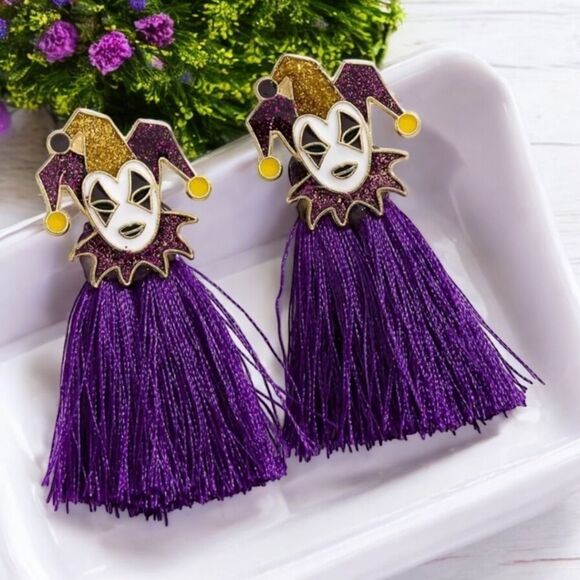 Mardi Gras Jester Fringe Earrings Purple Tassel Carnival Pierced Studs Dangle - Picture 2 of 4